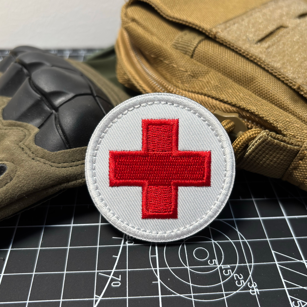 First Aid Red Cross Round Patc - First Aid Bag Kit recension och pris