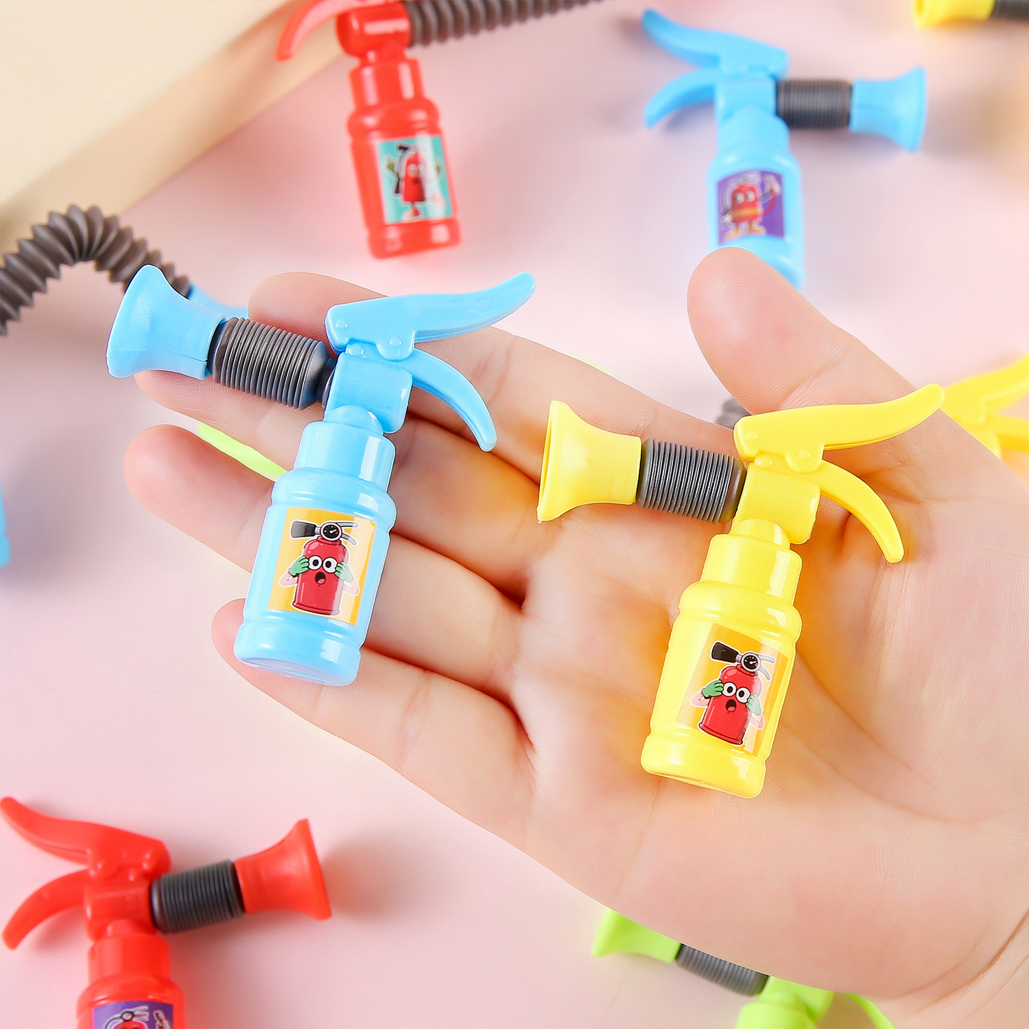 Creative stretchable mini fire - Fire Extinguisher Small recension och pris